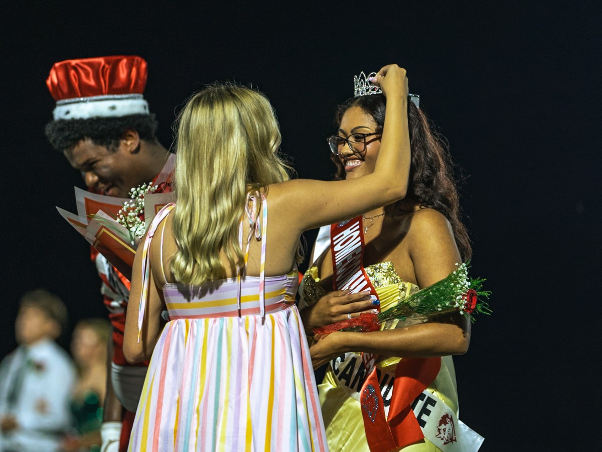 Seniors Jomall Owens and Jaelyn Hernandez crowned homecoming royalty on&nbsp;Friday