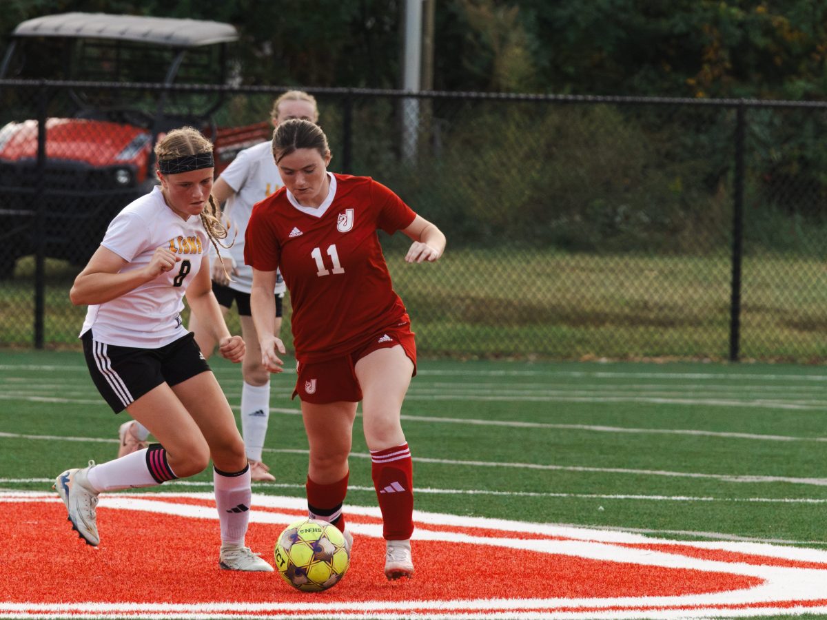 Red Devils defeat Salem 5-1 last&nbsp;night